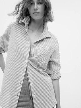 New Gap Metallic stripe big shirt